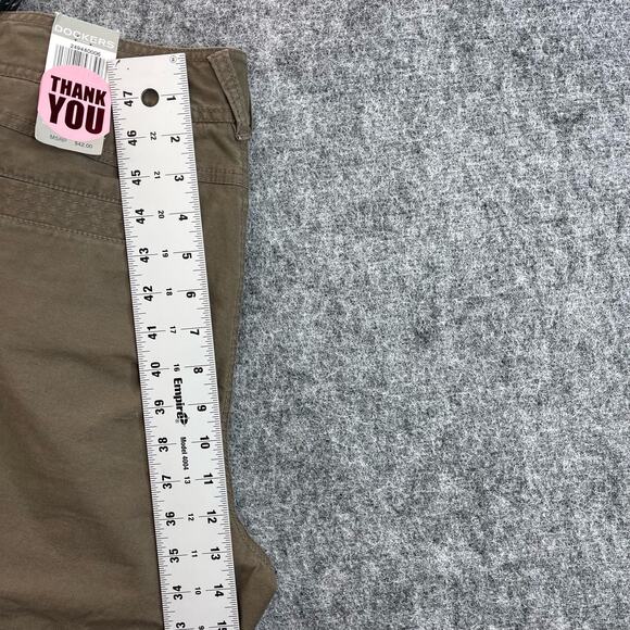 DOCKERS Capri Size 16 Mid Rise Curvy Fit Calf Length - Picture 8 of 12